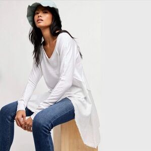 Free people with a free comin in hot white mixed media oversized tunic top